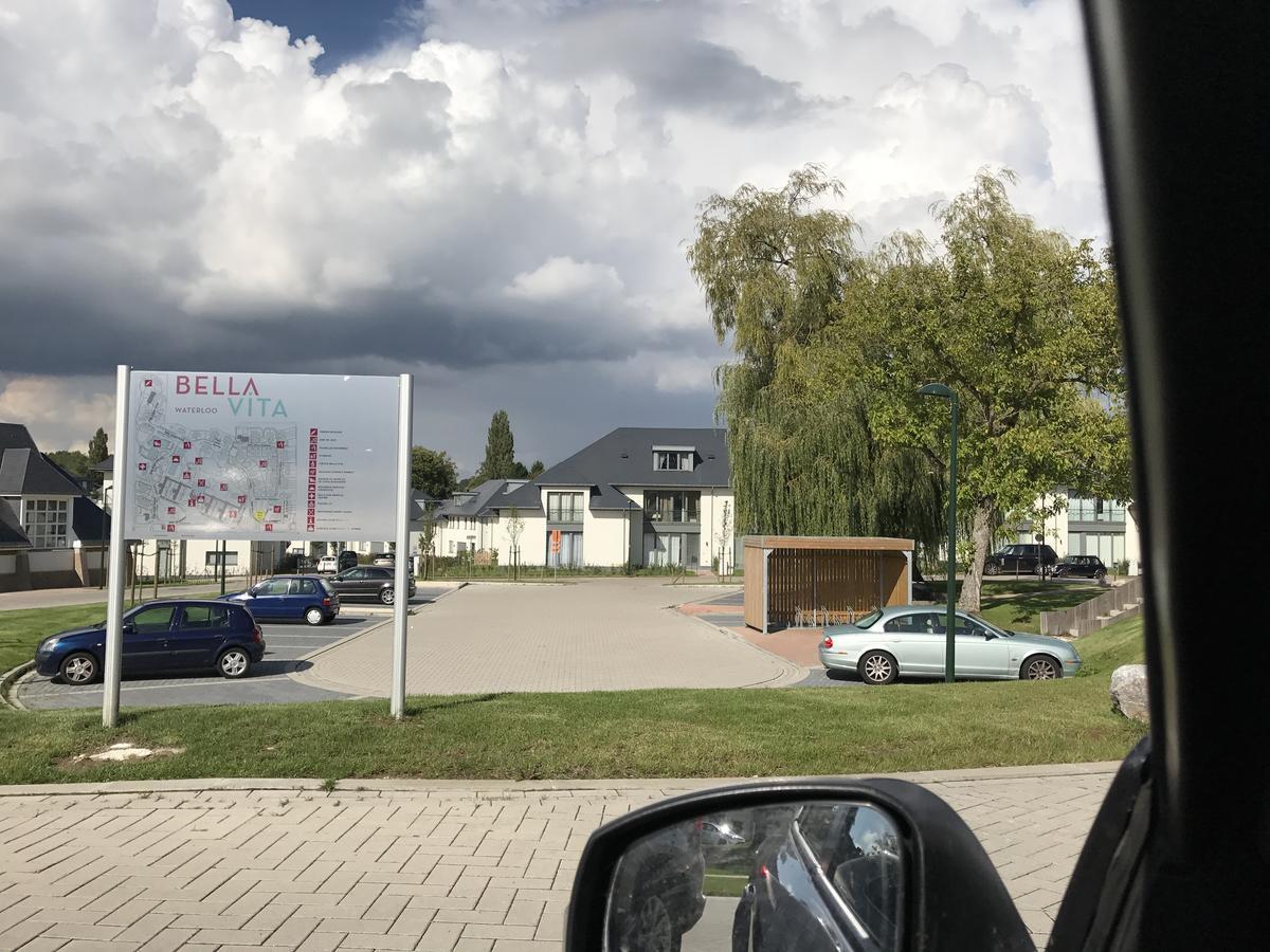 Bella Vita Inn Ватерлоо Екстериор снимка